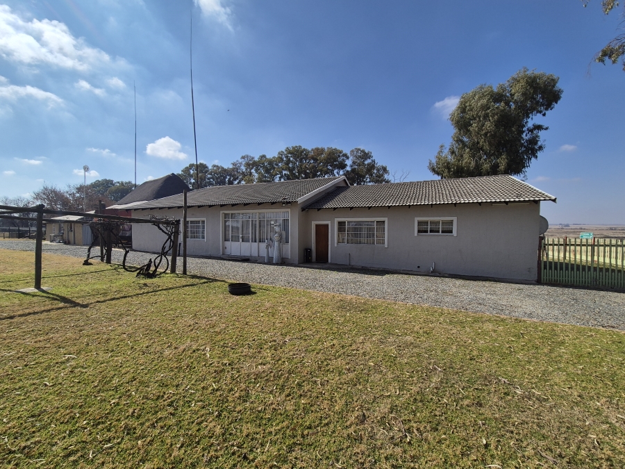 12 Bedroom Property for Sale in Ventersdorp Rural North West
